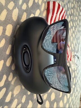 Oakley Black Sunglasses with Gray Lenses